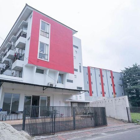 Mroom Residence Near Umn Gading Serpong Redpartner Cicayur Esterno foto